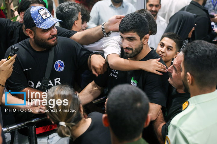 بازگشت تیم ملی کشتی آزاد ایران از زاگرب