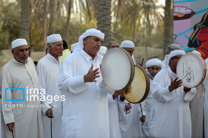 جشنواره «نوروز زراعی» در روستای دیرستان