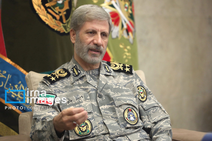 دیدار فرمانده کل سپاه با فرمانده کل ارتش