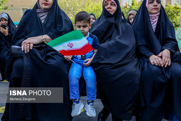 جشن شکوفه ها - تهران