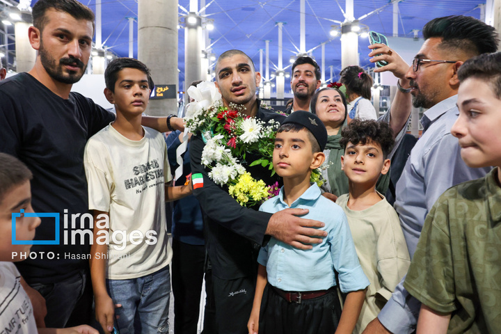 استقبال از تیم ملی کشتی فرنگی ایران