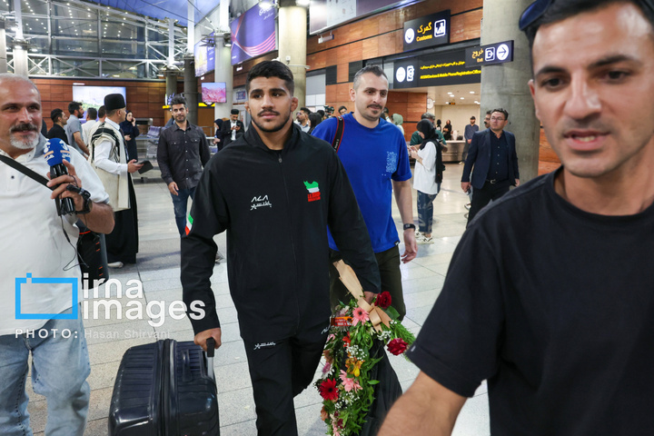 استقبال از تیم ملی کشتی فرنگی ایران