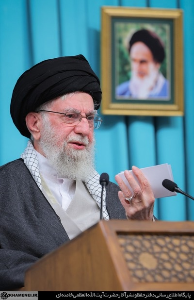 سخنرانی تلویزیونی خطاب به ملت ایران