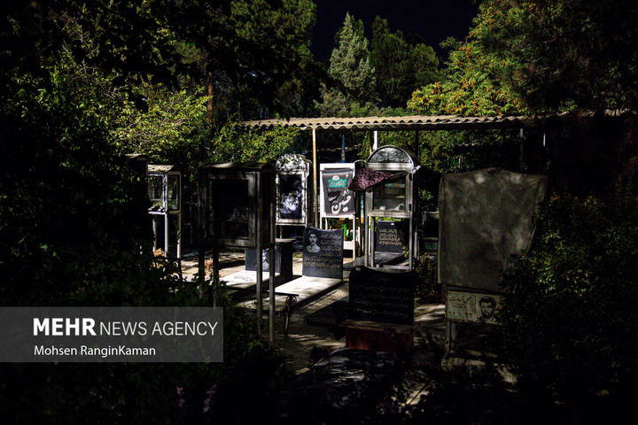 غبارروبی مزار شهدا