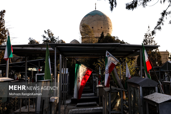 غبارروبی مزار شهدا