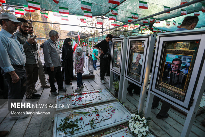 غبارروبی مزار شهدا