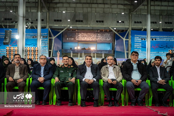 جشن ازدواج ۱۱۰ زوج جوان در کنگره شهدای سمنان