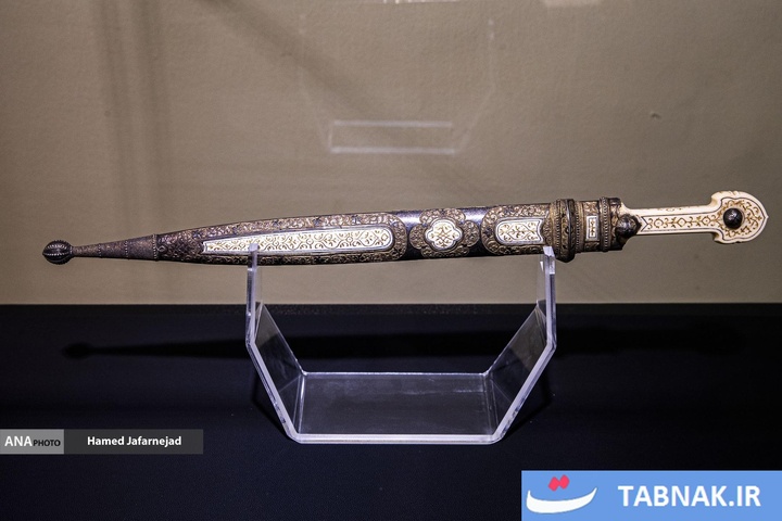 گنجینه حرم مطهر رضوی در موزه ملی ملک در تهران