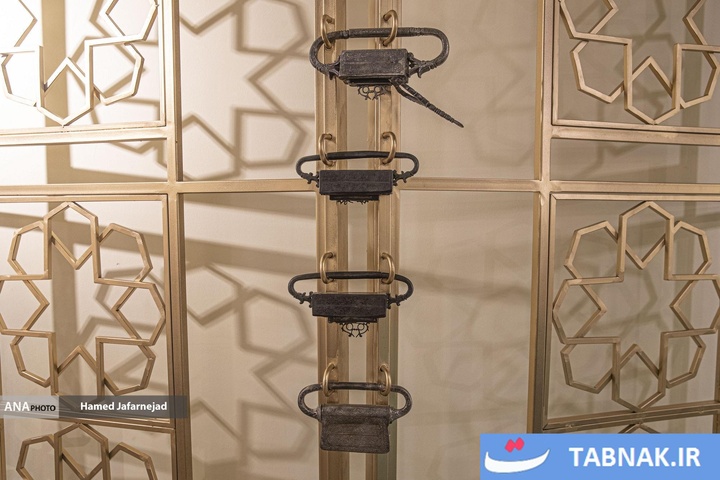 گنجینه حرم مطهر رضوی در موزه ملی ملک در تهران