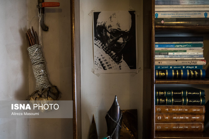 دفتر کار احمد محمود در نارمک تهران