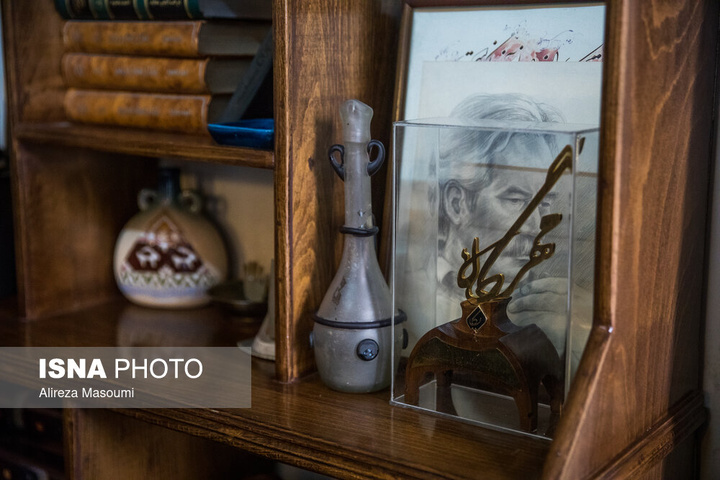 دفتر کار احمد محمود در نارمک تهران