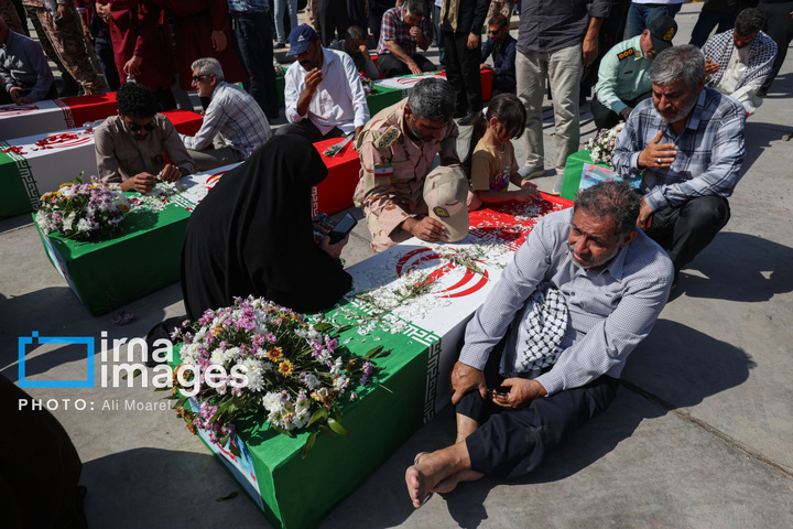 بازگشت پیکر ۴۶ شهید از مرز شلمچه به میهن