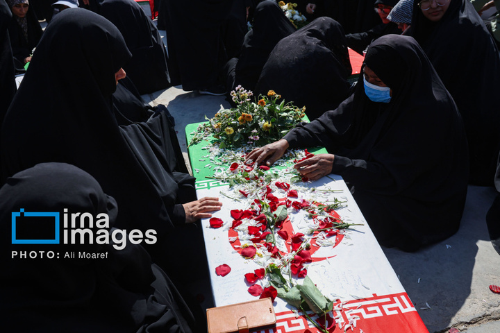 بازگشت پیکر ۴۶ شهید از مرز شلمچه به میهن