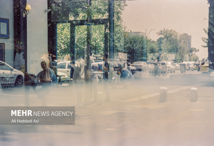 تنهایی در هیاهو