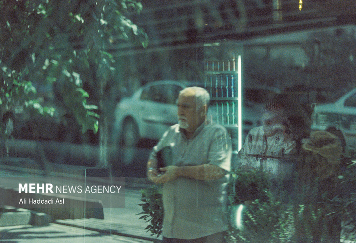 تنهایی در هیاهو