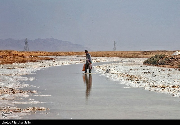 برداشت سنتی نمک در خراسان شمالی