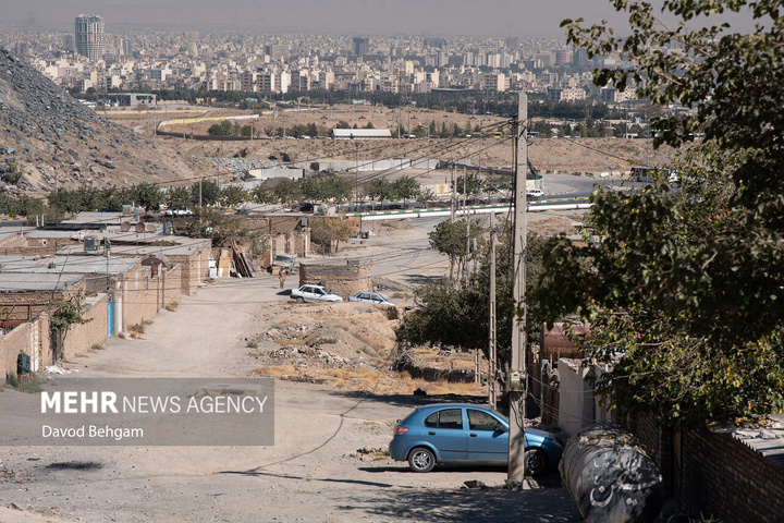 روستای چشمه پونه؛ زندگی پشت دیوارهای ترک‌خورده