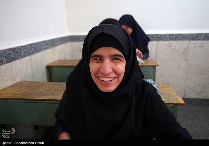 بمناسبت روز جهانی عصای سفید / مدرسه نابینایان موسی ابن جعفرعلیه السلام