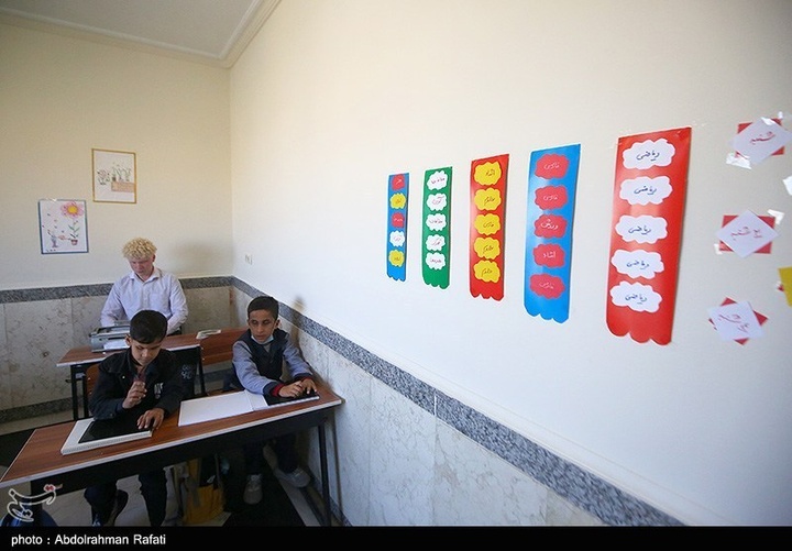 بمناسبت روز جهانی عصای سفید / مدرسه نابینایان موسی ابن جعفرعلیه السلام