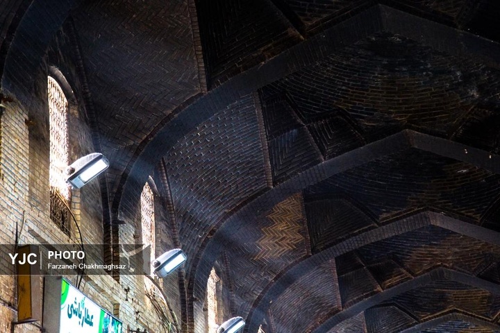 رد دود بر پیکر بازار وکیل شیراز