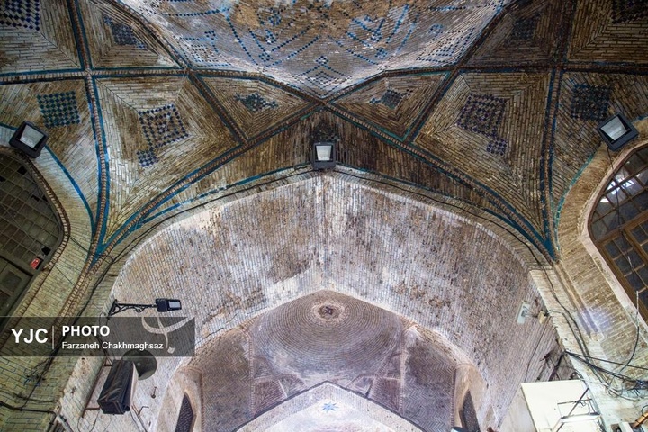 رد دود بر پیکر بازار وکیل شیراز