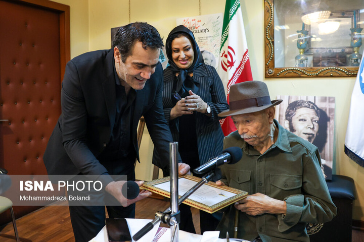 مراسم شصت سالگی تماشاخانه سنگلج