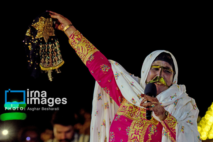 جشنواره «عیش جزیرتی» در روستای دهخدا