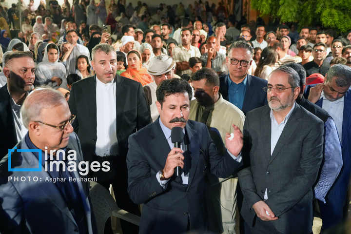 جشنواره «عیش جزیرتی» در روستای دهخدا