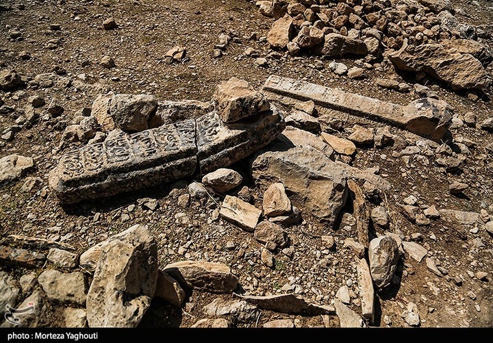 شیرهای سنگی ایذه