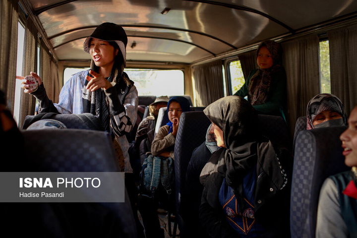 تولید برای محرومیت زدایی؛ باغ گلابی چناران