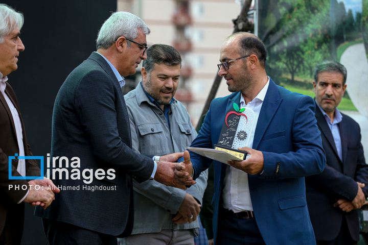 دوازدهمین جشنواره سیب مراغه