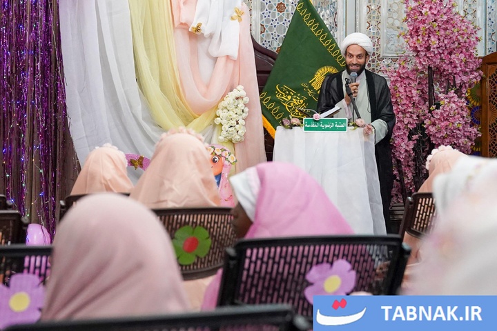 جشن عبادت دختران جهان اسلام در حرم مطهر رضوی