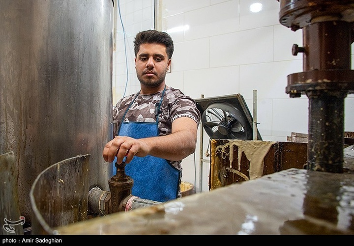 پخت حلوا ارده سنتی - زرقان فارس