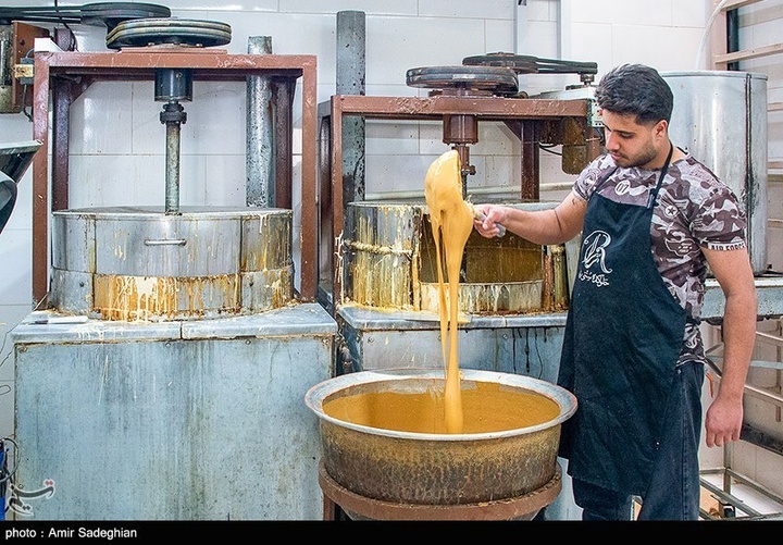 پخت حلوا ارده سنتی - زرقان فارس