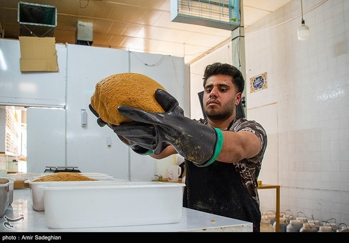 پخت حلوا ارده سنتی - زرقان فارس