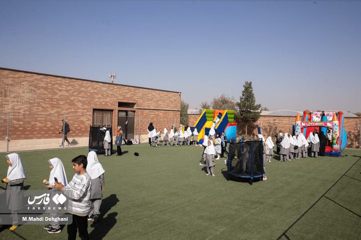 صدای شادی با طعم جهاد در مدرسه