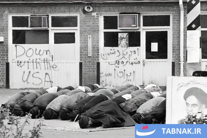 پنجره‌ای به گذشته؛ روز تحقیر استکبار