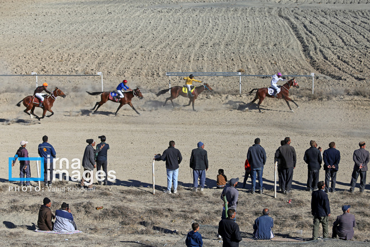 کورس اسبدوانی روستای «باغلق»
