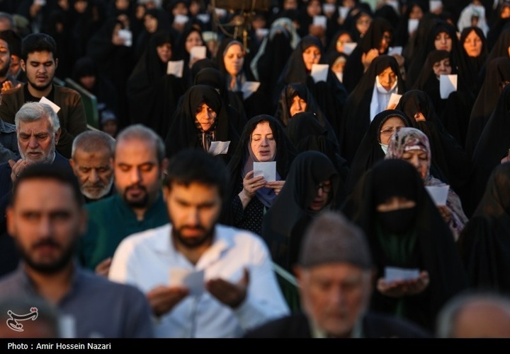 اقامه نماز طلب باران در قزوین