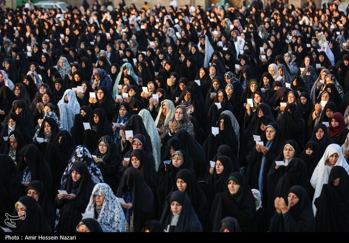 اقامه نماز طلب باران در قزوین