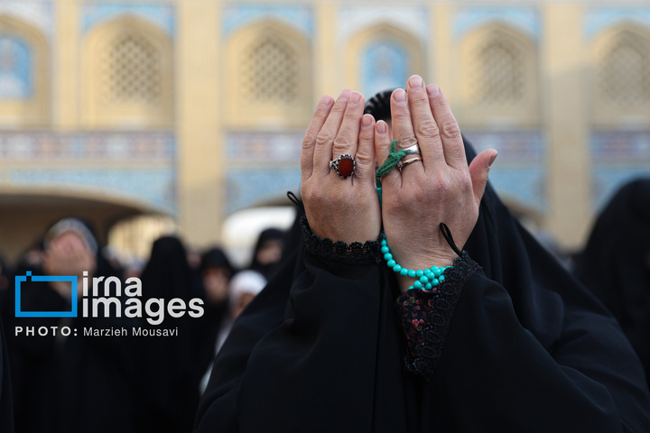 اقامه نماز باران - حرم حضرت عبدالعظیم حسنی علیه السلام