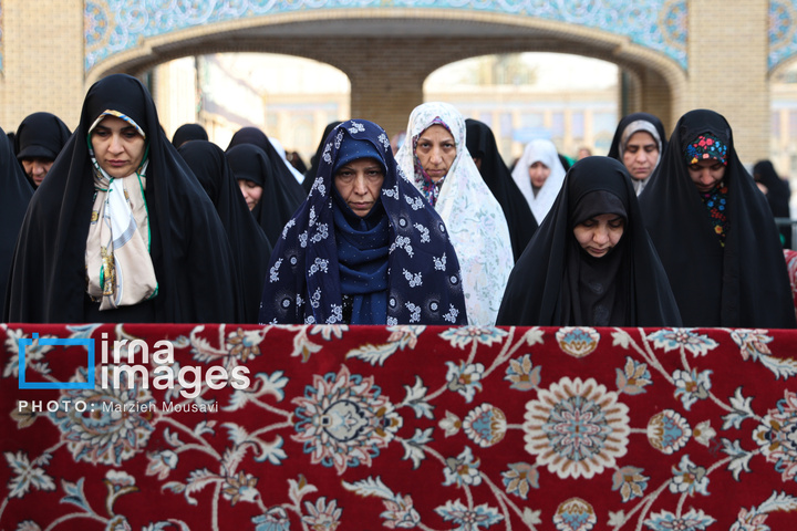 اقامه نماز باران - حرم حضرت عبدالعظیم حسنی علیه السلام