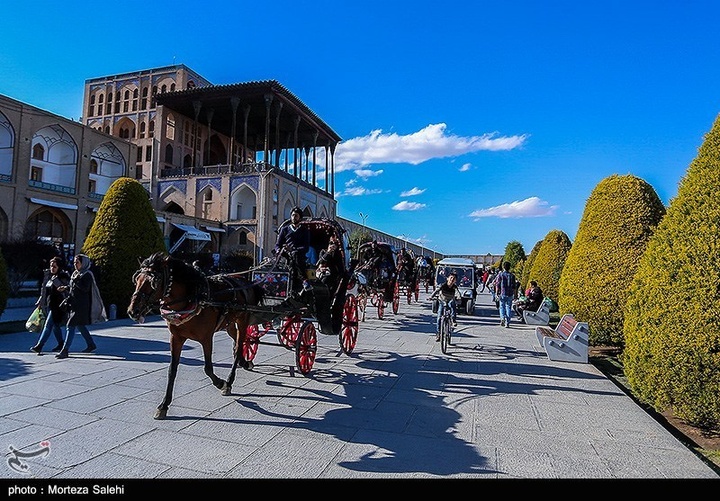 25 آبان ماه روز اصفهان