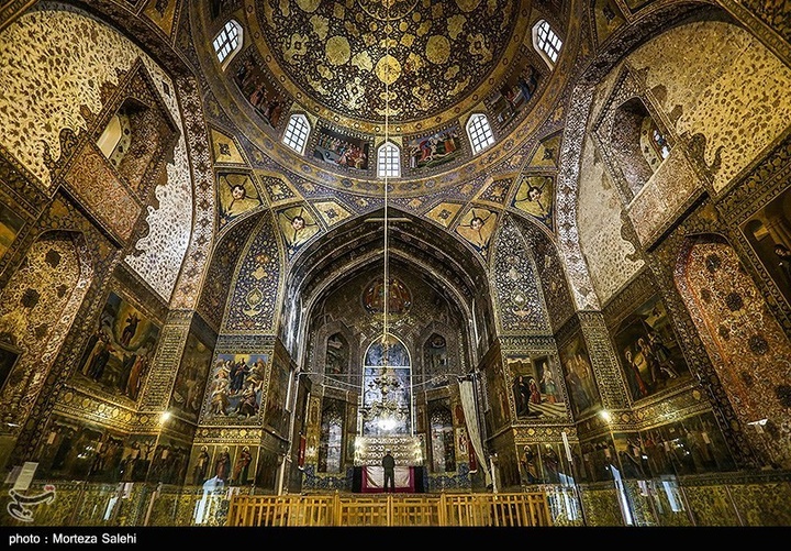 25 آبان ماه روز اصفهان