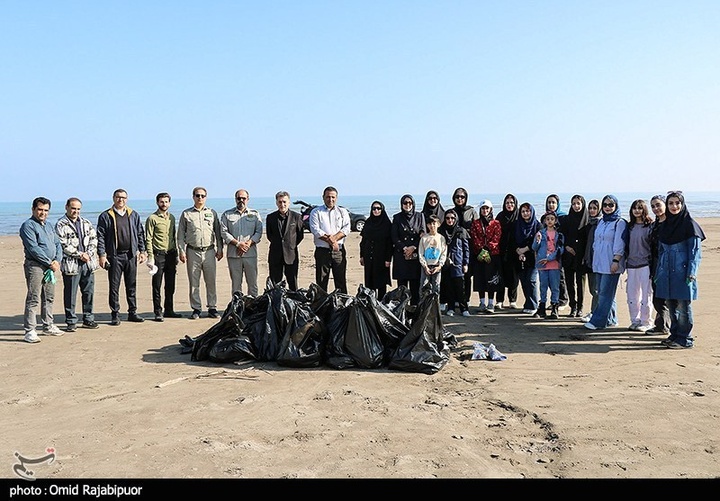 پویش مردمی پاکسازی ساحل رودسر