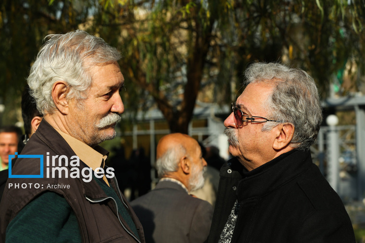 چند عکس از زندگی هادی مرزبان