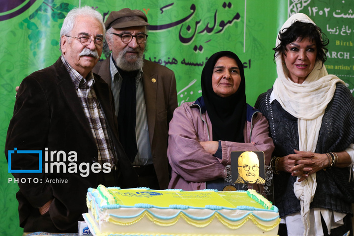 چند عکس از زندگی هادی مرزبان