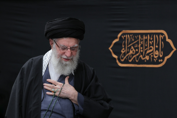 مراسم عزاداری شام شهادت حضرت فاطمةالزهرا سلام‌الله‌علیها در حسینیه امام خمینی(ره)