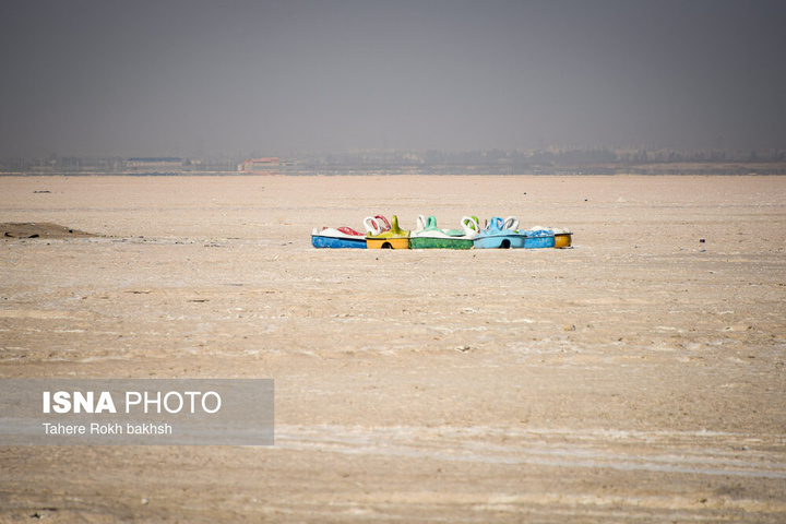 خشک شدن دریاچه مهارلو - شیراز