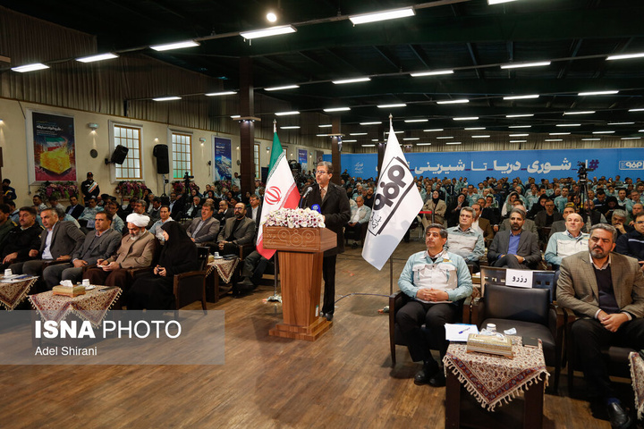 آیین افتتاح پروژه انتقال آب دریا به اصفهان